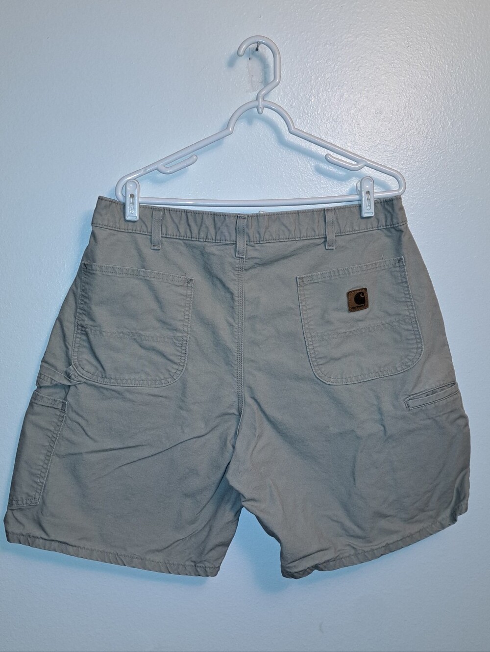 Carhartt Men’s Light Khaki Cargo Shorts